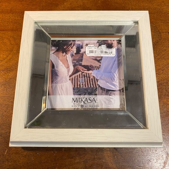 Mikasa 4x4" White Wood & Mirrored Glass Picture Frame Home Accents - Picture 5 of 8